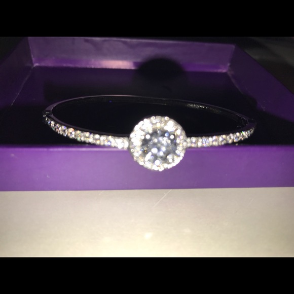Sterling silver/cubic zirconia jewelry. Make offer - Picture 3 of 8
